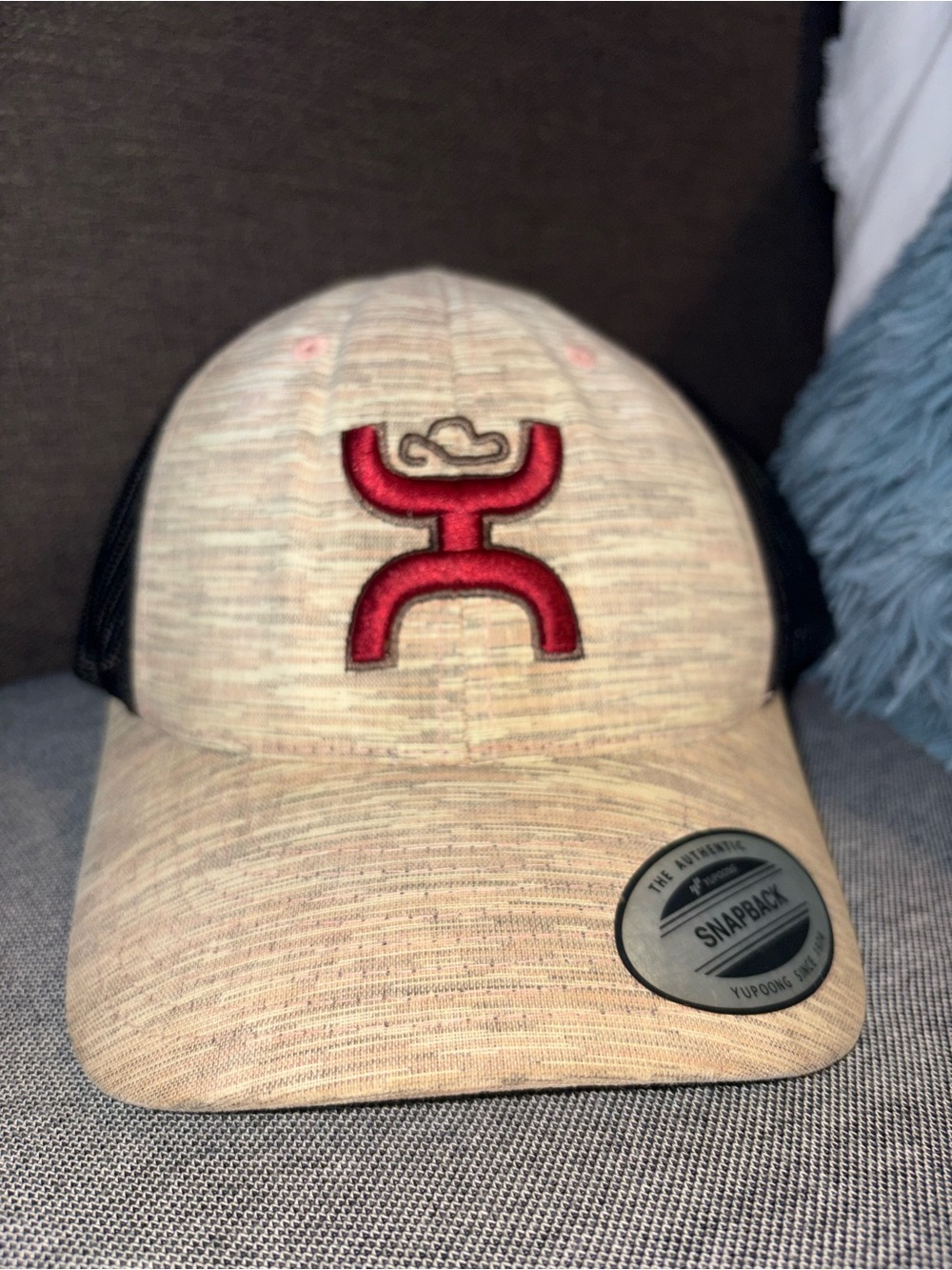 Hooey Heathered Cream Trucker Hat with Red Logo